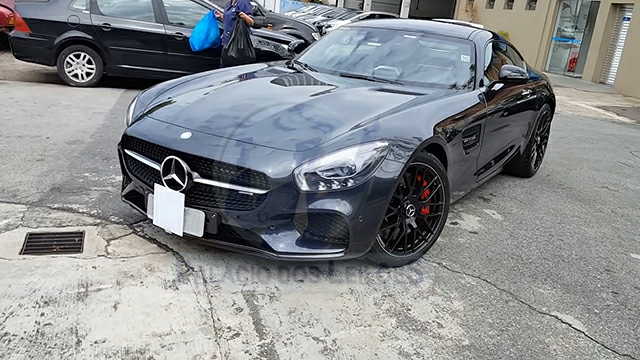 LOTE 007 - Mercedes Benz AMG GT 2015